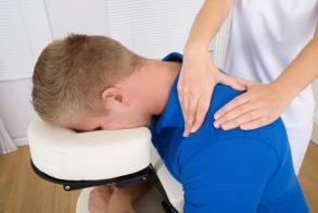 Massage assis fotolia 76178817 xs 2